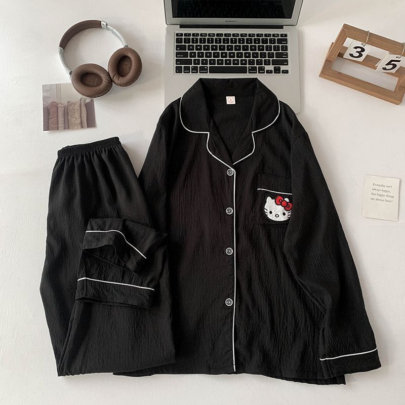 82615 black cat
