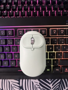 2.4G Mini Mouse ottico senza fili per il computer portatile interfaccia USB Design moderno orientamento della mano destra per uso ufficio - Product Image 6