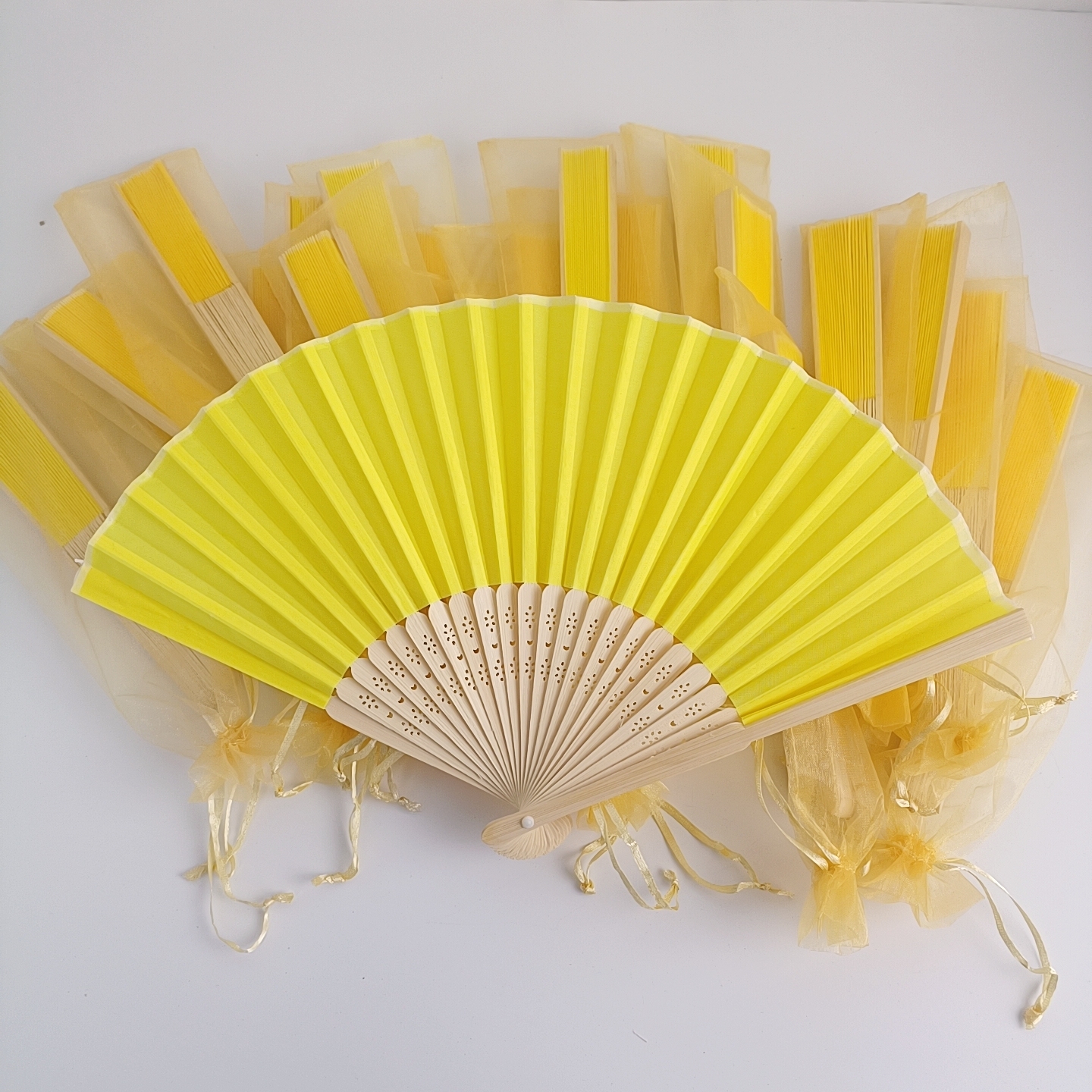 Jaune