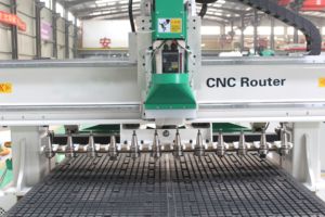 Máquina enrutadora CNC de anidamiento automático 1325 1530 9kw con servomotor Syntec y sistema de Control de estudio NC utilizado con superficie de mesa de vacío - Product Image 2