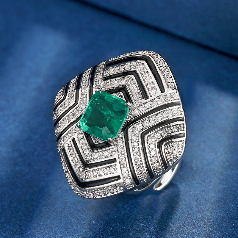 Bague émeraude taille ouverte