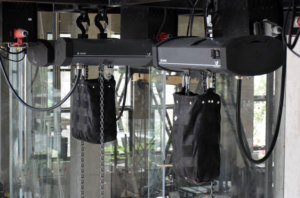 033 250kg-500kg <strong>Programming</strong> Intelligent Lifting Chain Hoist Mode V6 Show - Product Image 3
