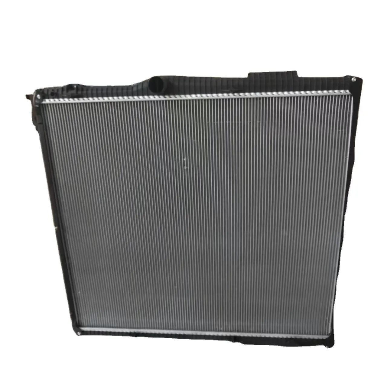 Radiateur en cuivre pour camion SCANIA série R 1851542 avec garantie de qualité pour camion SCANIA