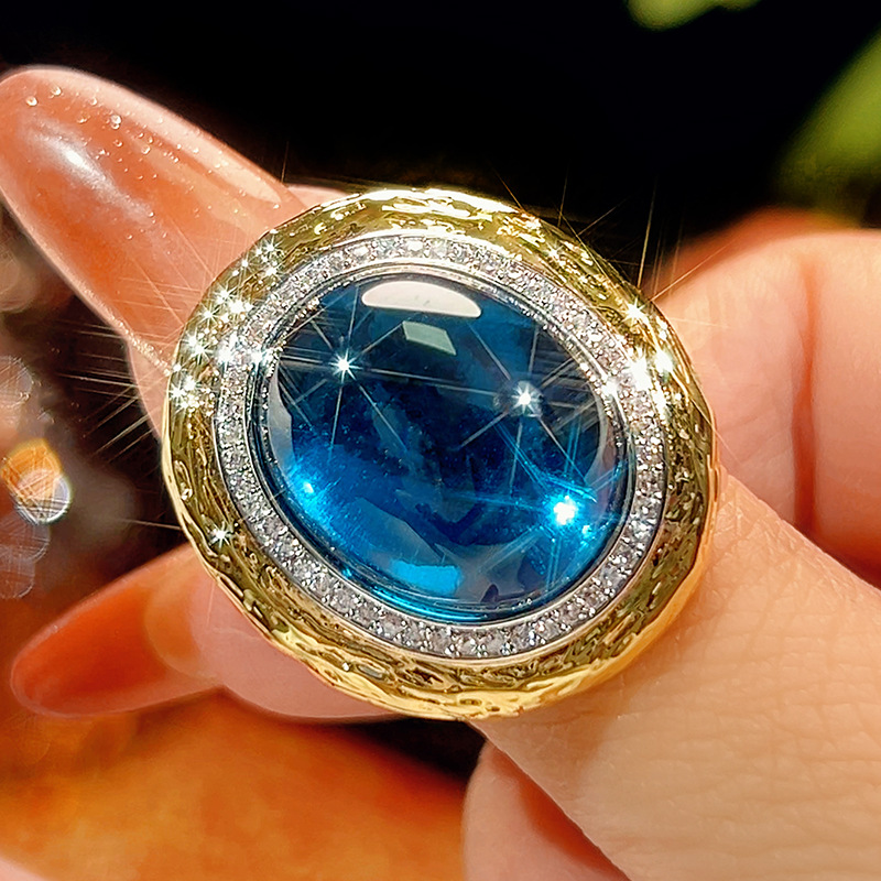 Bague cristal pointu bleu