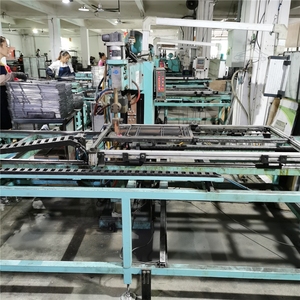 Attraktives 2020 Eisen material rotierende verstellbare hängende Haken <span class=keywords><strong>Display</strong></span> Rack für Hut/Kleidung