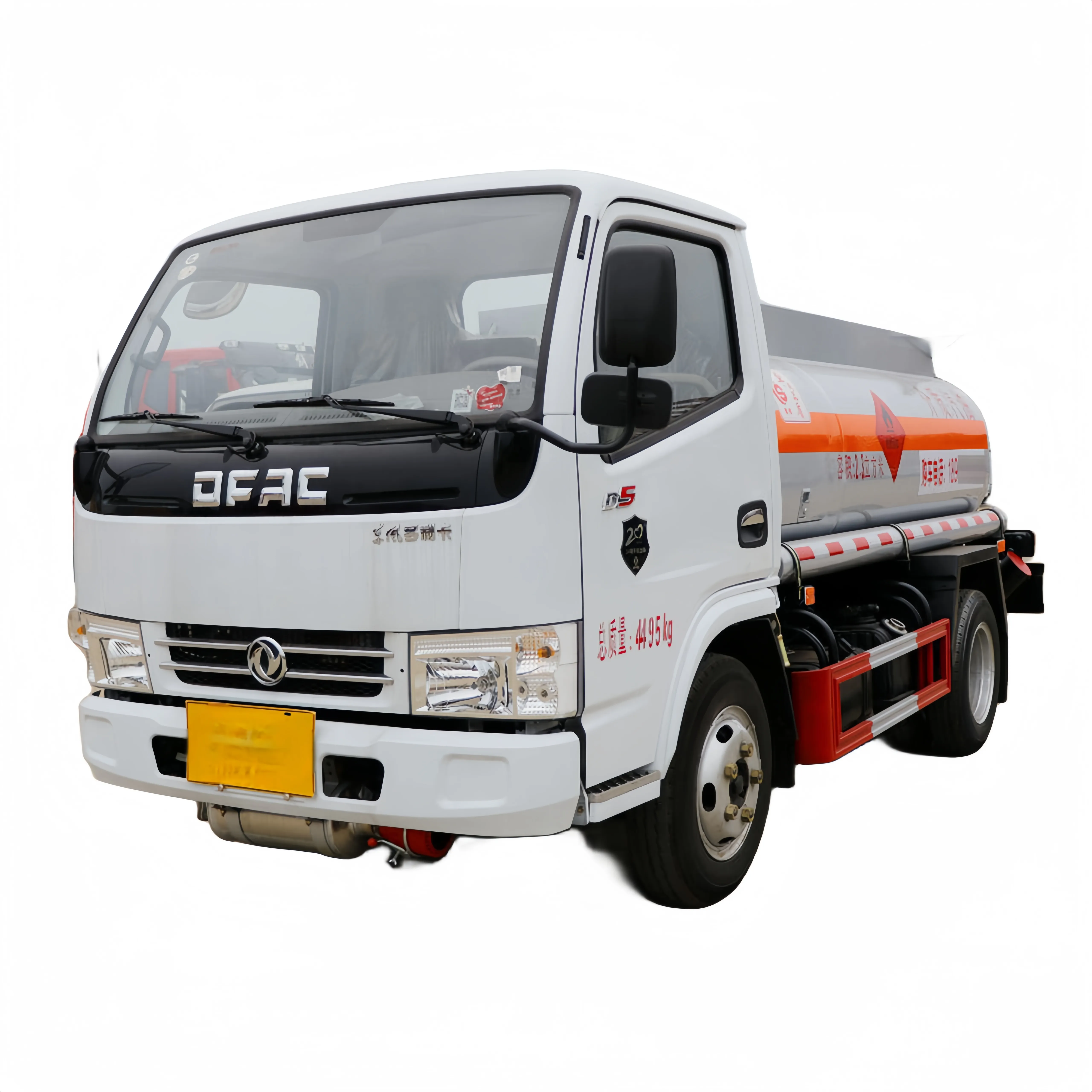 Nuovo DFAC camion serbatoio carburante Dongfeng Dolica D6 115 HP 4x2 olio camion prezzo poco costoso