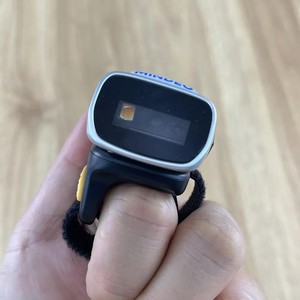 Mini escáner de código de barras de anillo inalámbrico ergonómico, generador de imágenes de código QR, interfaz USB PDF417, lector portátil de escaneo automático, stock de Mindeo en línea - Product Image 4