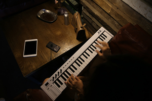 Midiplus Audio X4 mini OEM Factory 49 Mini Keys Midi Keyboard Controller Teclado para Studio USB Midi Controller Plug and Play - Product Image 4