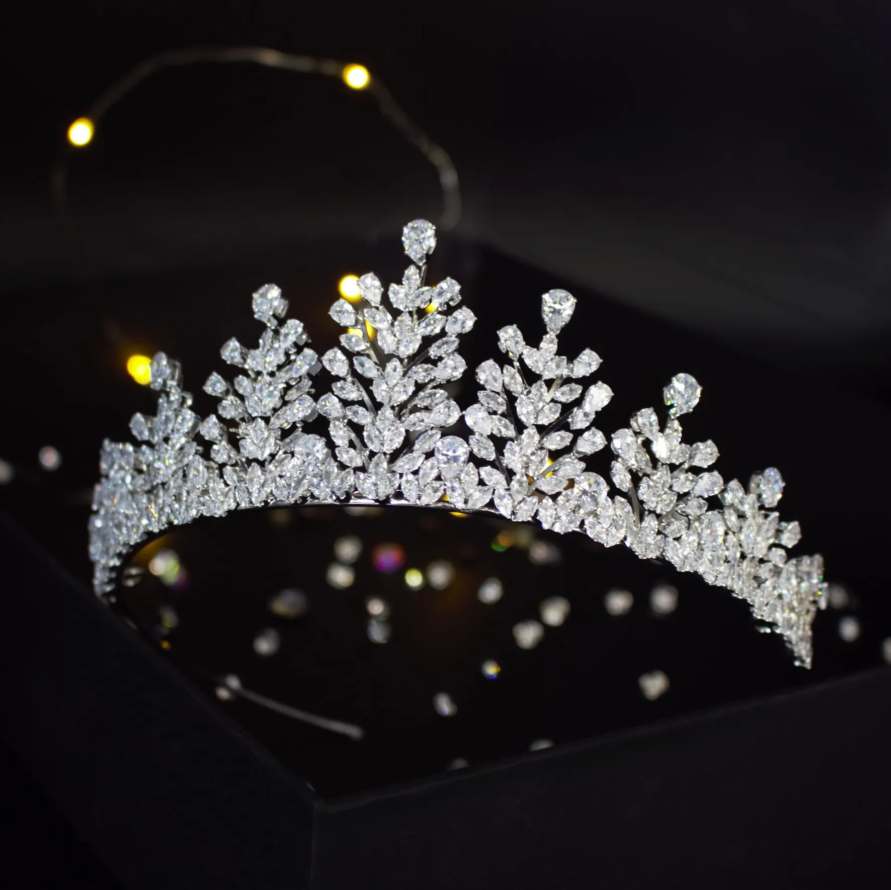 Couronne de diadème de mariage de haute qualité, couvre-chef de bal, en Zircon, doré et brillant, nouveau Style, couronne, GS0071