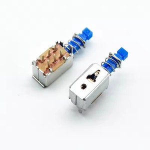 Interruttore a pulsante di blocco PCB ad angolo retto DPDT doppio polo 6 Pin interruttore di alimentazione a chiave autobloccante rosso blu giallo A03/04 - Product Image 6