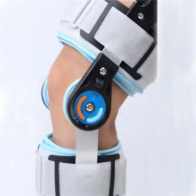आर्थोपेडिक एडजस्टेबल हिंगेड ROM घुटने का सपोर्ट ब्रेस, जोड़ों के कोहनी और घुटने के पैड के साथ, हार्ड शेल प्रोटेक्टिव में एडजस्टेबल स्ट्रैपिंग है