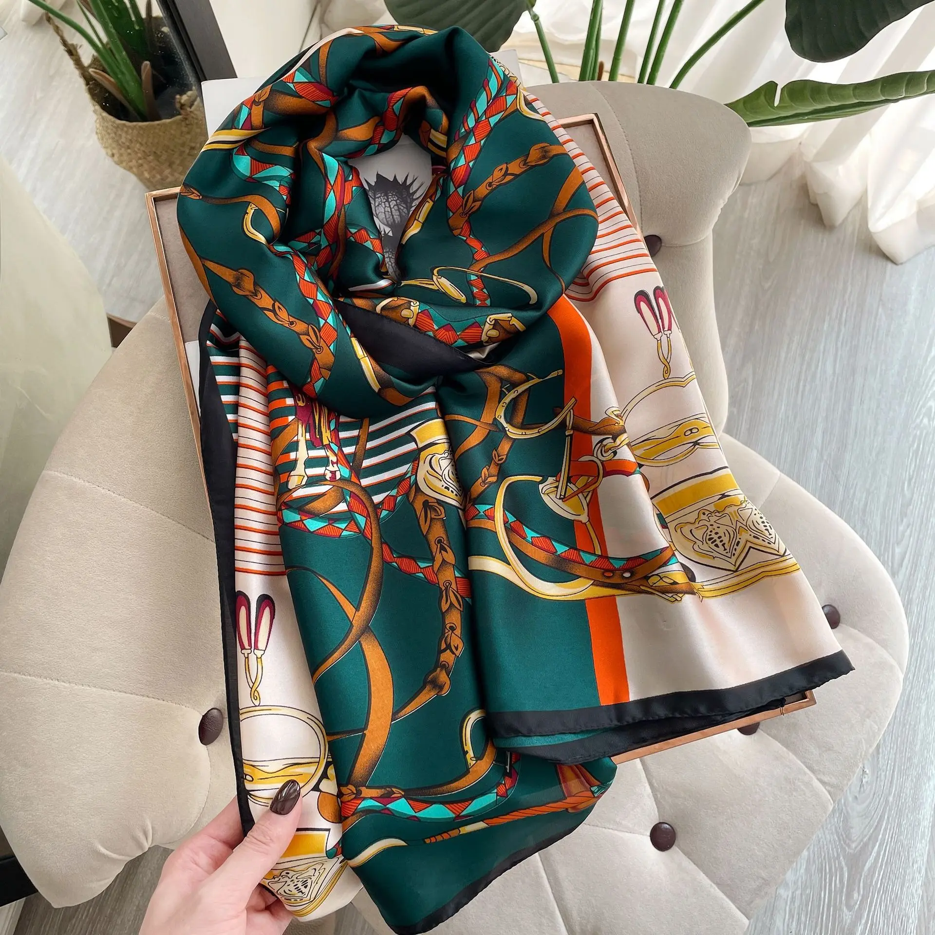 2024 Großhandel Mode Damen 100 % Seidenkopf-Schals Damen bedruckte Seidenschals Luxus Designer Seidenschal Berühmte Marken Hijabs