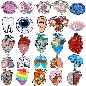 Tùy chỉnh 3D khắc y tế <span class=keywords><strong>Pin</strong></span> sức khỏe cơ quan con người não phổi tim trâm cài bác sĩ y tá sinh viên y tế ve áo huy hiệu men <span class=keywords><strong>Pin</strong></span> - Product Image 4