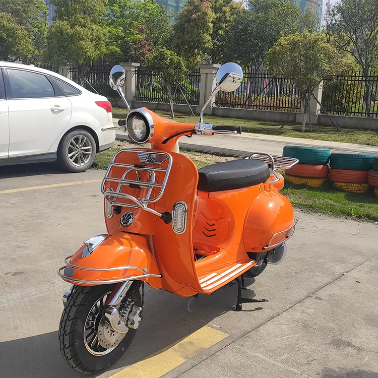 Novo Ve spa 125cc 2 rodas motor motocicleta combustível sistema capacidade 5.7L para venda scooter moto gás