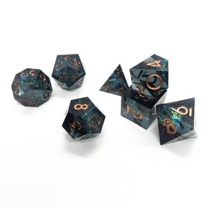 透明シャープエッジ多面体ダークブラックグリーングリッターコアダイスセット7個DNDゲームダイスセットRPGボードゲーム - Product Image 4