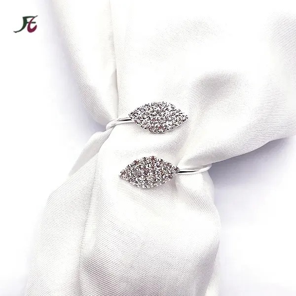 Cheap Simple Design Leaf Napkin Ring Eco-Friendly Metal Napkin Ring Holder Gold Dinner Napkin Rings for Restaurant Stocked