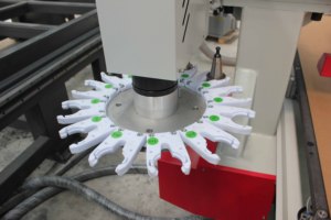 3轴12 pcs大电动圆盘刀具更换雕刻机圆木加工数控刳刨机价格 - Product Image 2