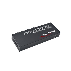 Convertidor de medios Ethernet Gigabit de 4 puertos con conectividad de fibra monomodo de 10/100/1000Mbps para soluciones de red - Product Image 5