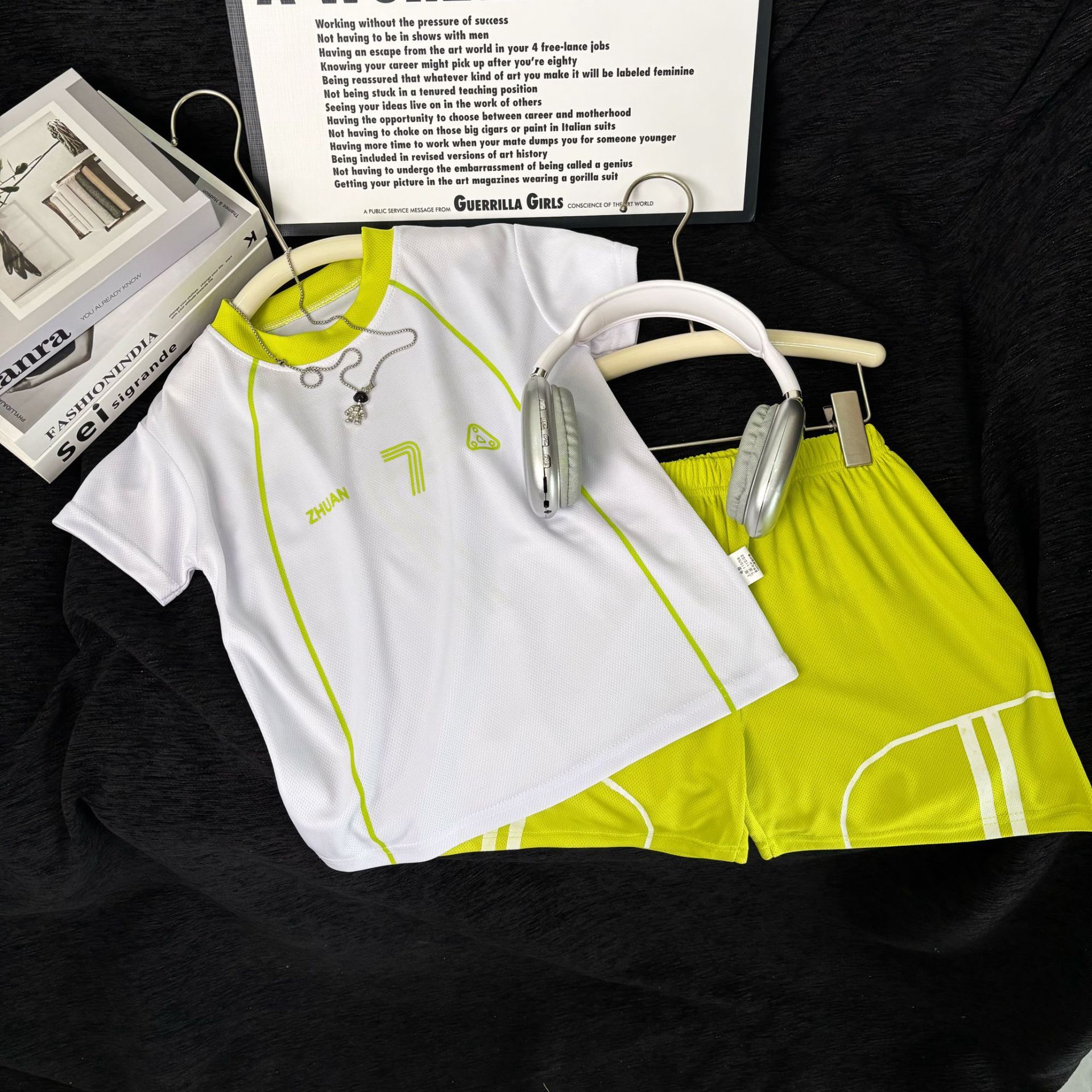 Ensemble maillot jaune-vert Sg
