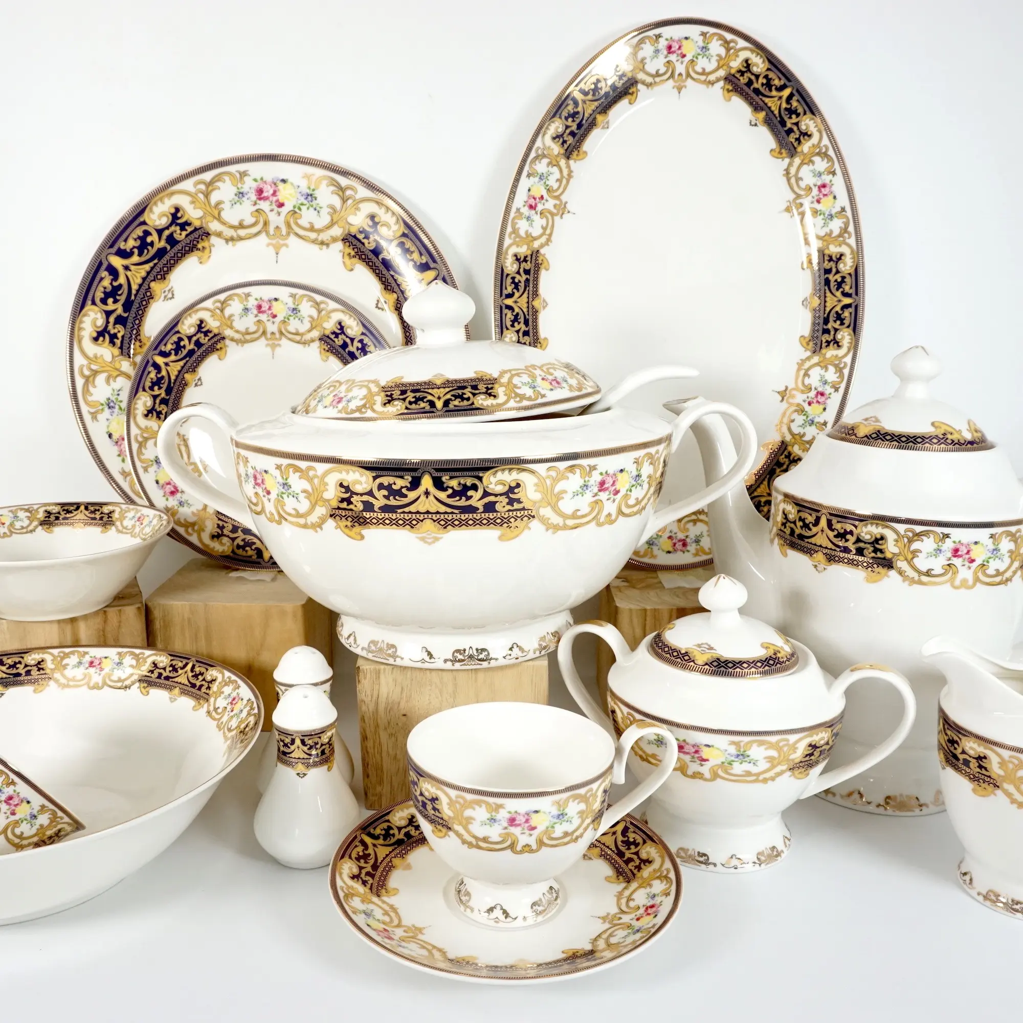 Classic Vintage Tableware Gold For 8 Erpson Pakistan Indian Dinnerware Porcelain Ceramic Wedding Plate Floral Dinner Set