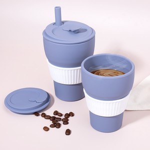 圧縮シリコンカップポータブル折りたたみ式コーヒーティーカップスポーツデザインストロー付き - Product Image 1