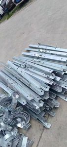 Q235/Q355碳钢电杆交叉臂镀锌合金，用于架空电力线耐用且耐候 - Product Image 5