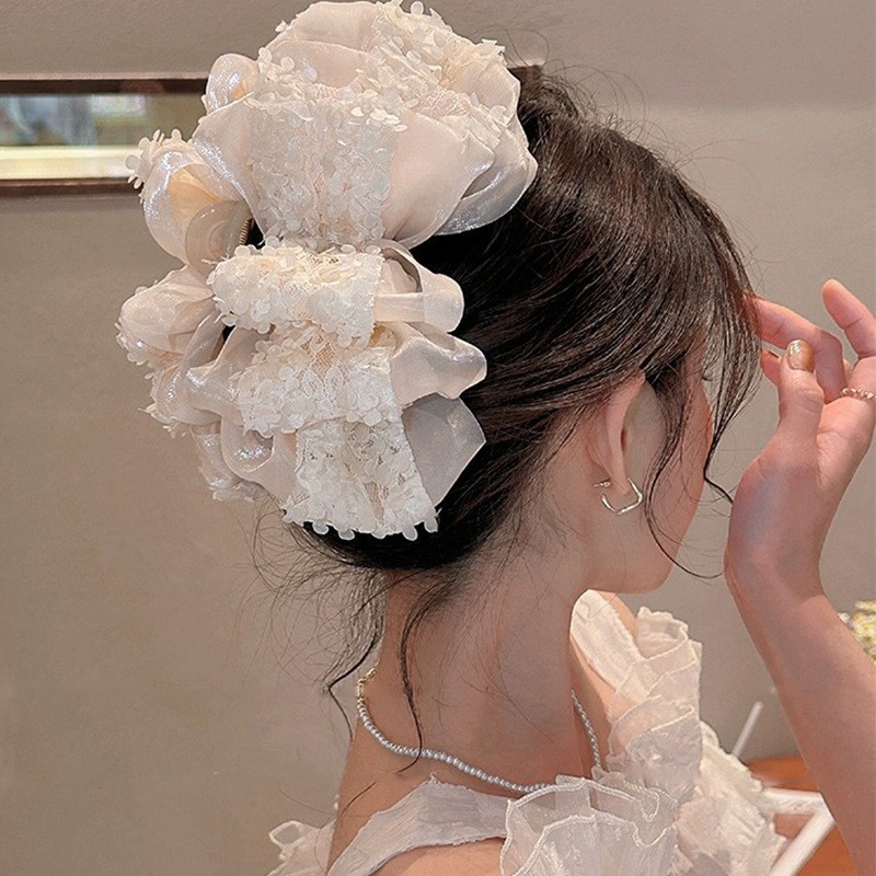 17 3d lace puff style - beige