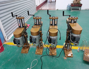 Close Glass Bottles with Aluminum <strong>Capping</strong> Bottle <strong>Automatic</strong> <strong>Capping</strong> <strong>Machine</strong>