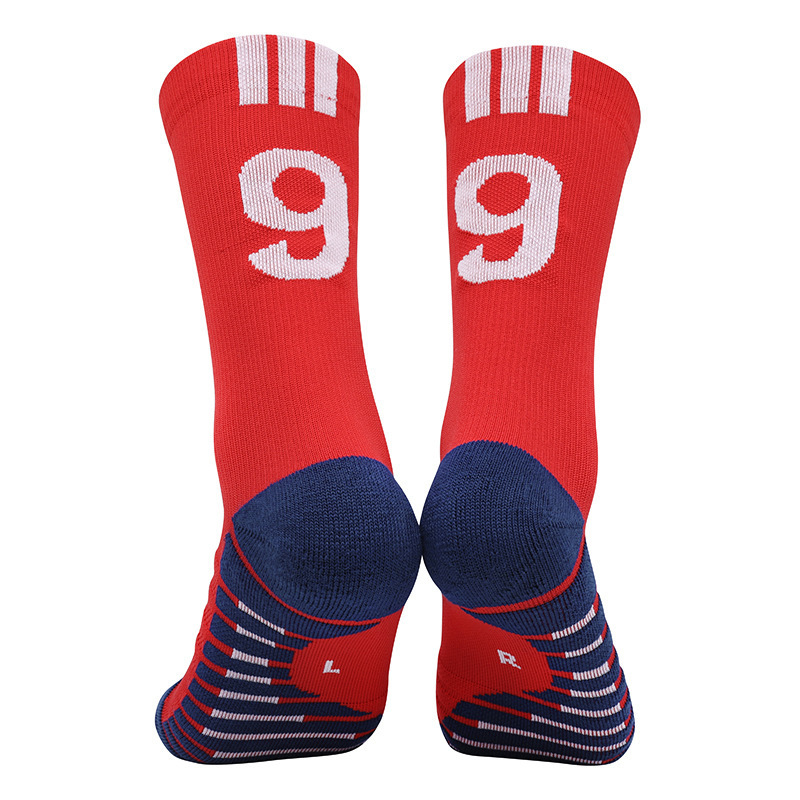 Lewandowski no 9 red