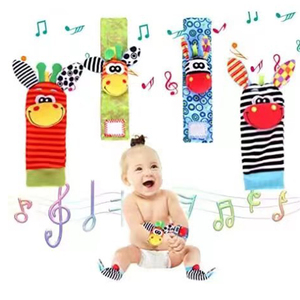 ホットセール4個幼児用靴下インフレータブルラトルおもちゃセットソフトクロールベル0 ~ 24ヶ月歯が生える足足首脚子供用おもちゃぬいぐるみ