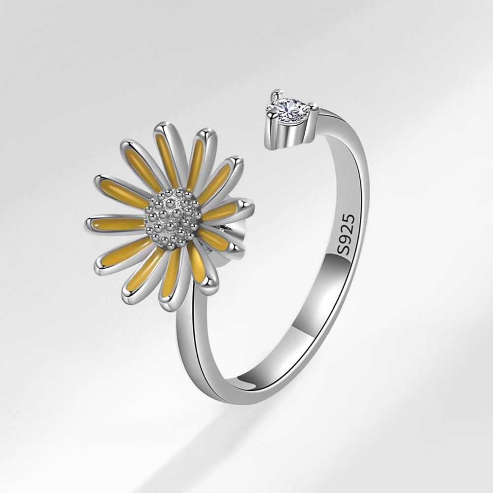 White gold color
