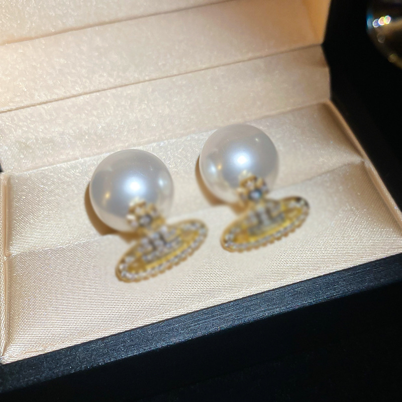 48 # Silver Needle- gold
