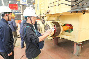 Container <strong>Loading</strong>,unloading,handling,and Stacking with Spreader Diesel Driven <strong>Double</strong> Girder 45t RTG Crane