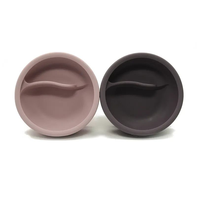 Großhandel Custom Color Leicht zu reinigendes BPA-freies Silikon mit starkem Saugnapf Baby Silikon Layered Feeding Bowl