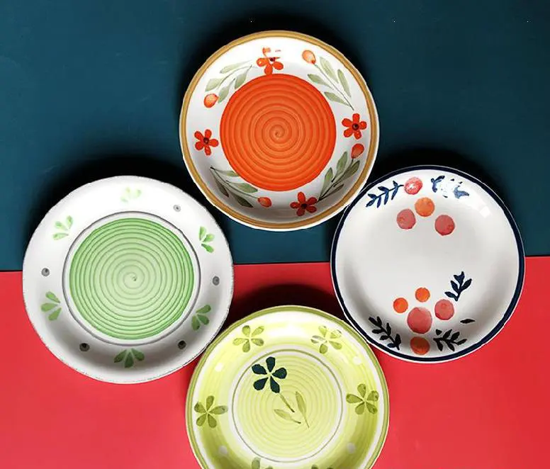 Set di piatti per pentole dai colori vivaci dipinti a mano Set di stoviglie in ceramica Set di piatti per la cena in porcellana