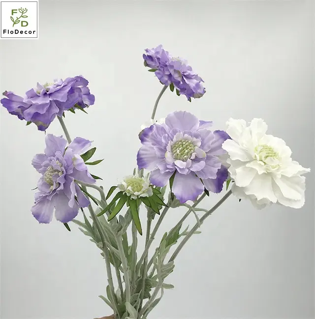 Décorations de nouvel an populaires 3 têtes fleur de Scabiosa artificielle pour les arrangements de fleurs en soie de fête à la maison de mariage