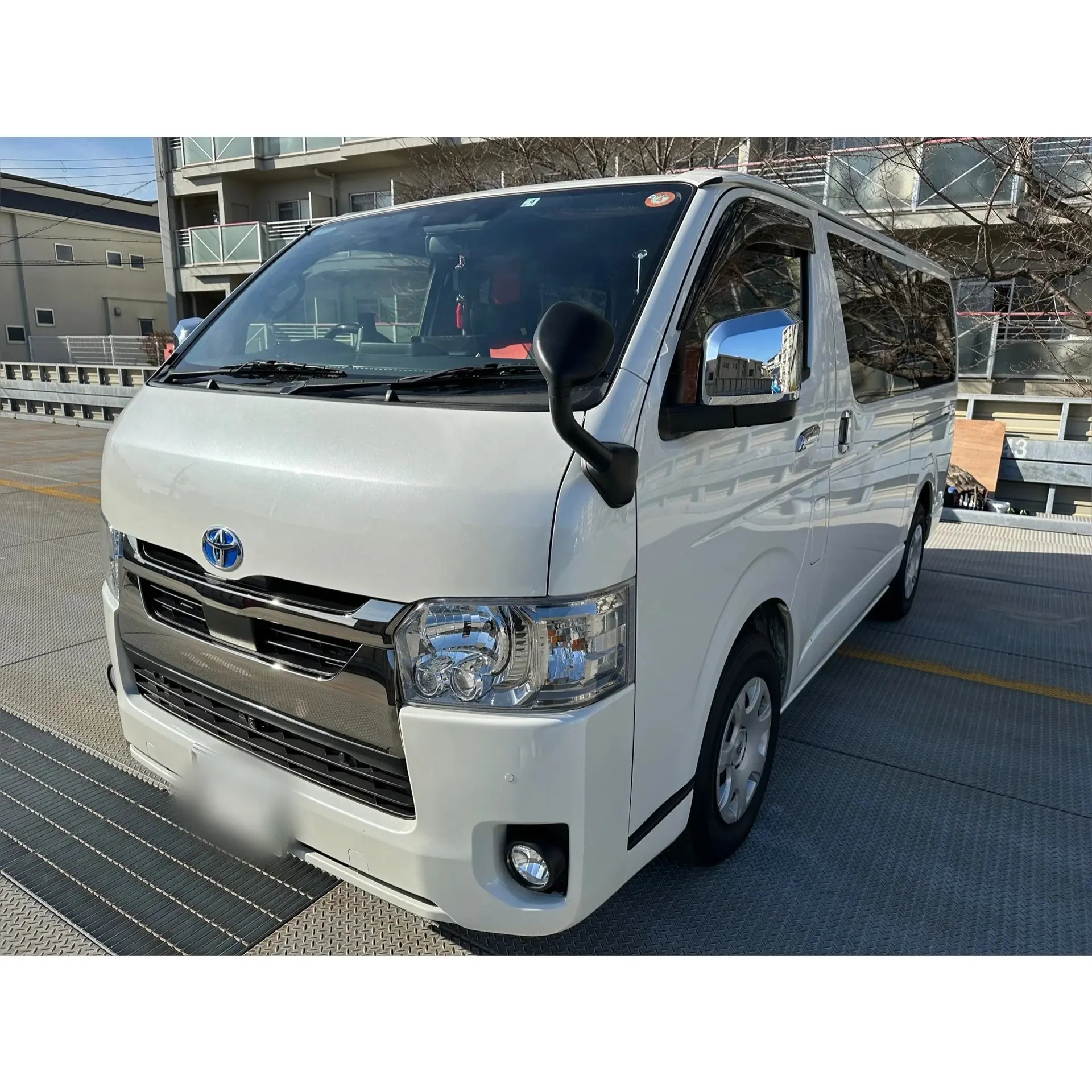 Spots Mercancías usadas Toyota Hiace Van 9 Seaters Hiace Bus Hiaces 300 en venta