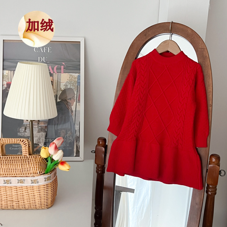 Fleece-lined red round neck diamond-shaped dress
