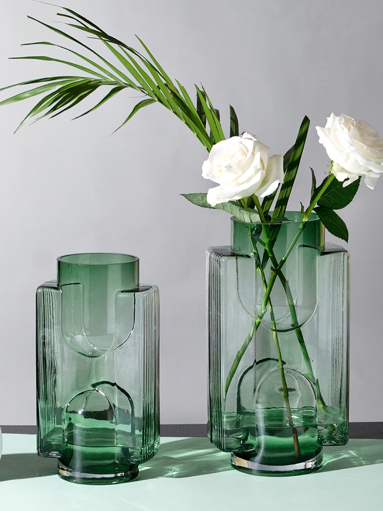 Factory Produced Wholesale Glass Luxury Vases