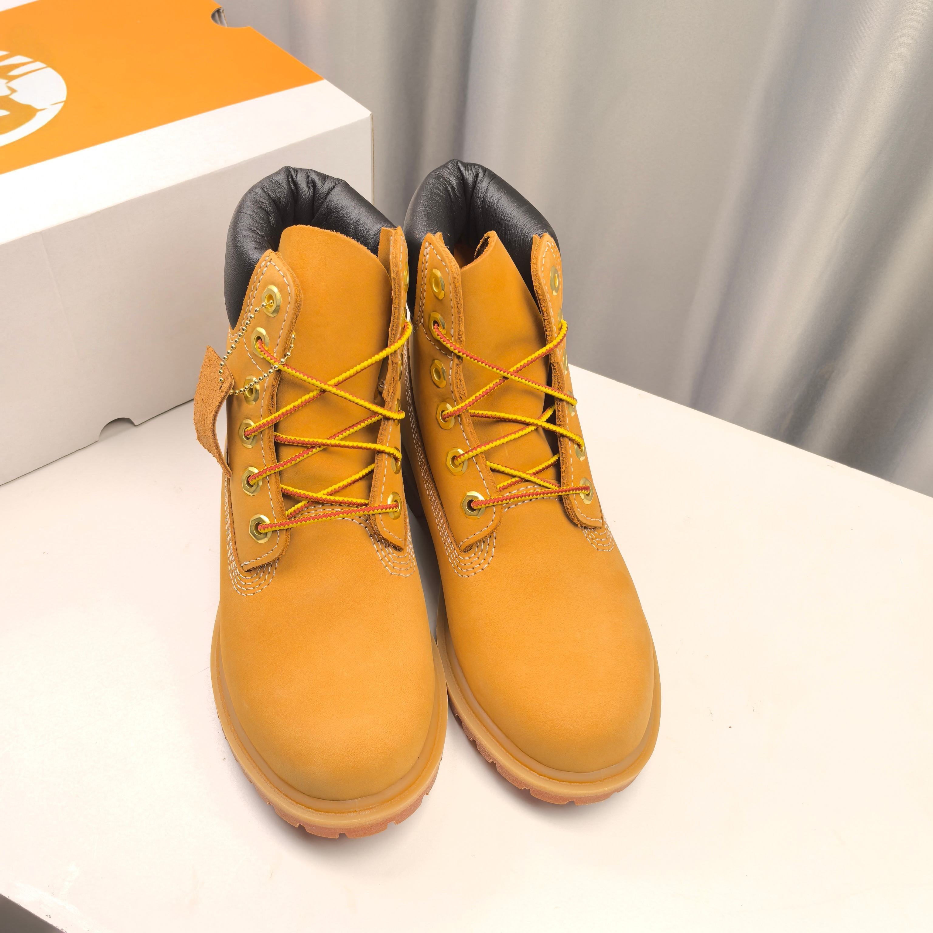 สีเหลือง