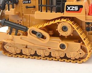 リモコン合金カートラック2.4GHzRCカーエンジニアリング車両トラックLEDライトサウンドブルドーザーモデルおもちゃホット販売 - Product Image 6