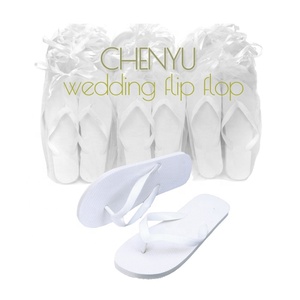 Bán buôn cô dâu <span class=keywords><strong>Flip</strong></span> flops cho đám cưới ngày bãi biển cao su <span class=keywords><strong>Flip</strong></span> Flops Wedding <span class=keywords><strong>Flip</strong></span> <span class=keywords><strong>Flop</strong></span> cho khách - Product Image 1