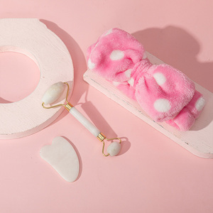 RubyFace kuvars gül yeşim yüz masajı için Set vücut Gua Sha sopa ve Hairband dahil yüz yıkama hediye kutu seti - Product Image 3