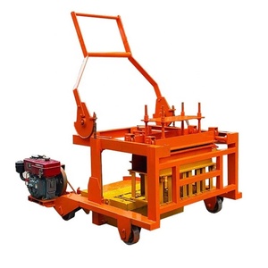 Máquina de fabricación de bloques de motor móvil diésel, Máquina Manual de bloques de huevo con diferentes moldes de ladrillo - Product Image 1