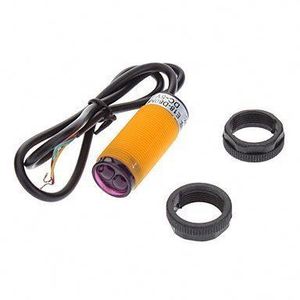 Iduino E18-D80NK 3-80cmに対応する赤外线センサー近接スイッチモジュール - Product Image 1