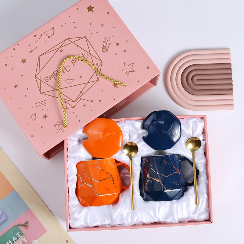 ลายเพชรถ้วยสายฟ้าสีส้ม + น้ำเงิน + ช้อนและฝา (กล่องใส่แป้งลงในถ้วย)