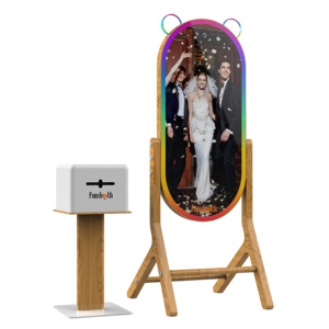Komplettes Set mit Wärme-und Kamera-Zaubers piegel kabine mit LED-Rahmen-Foto kabine für Konferenzen