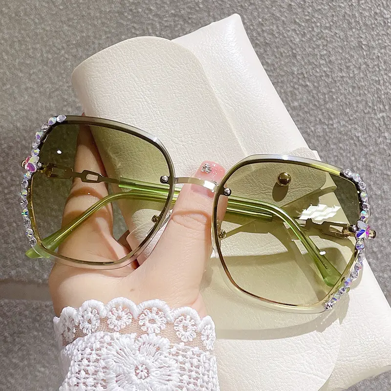 Gafas De sol con diamantes, lentes De sol con montura grande, a la moda, antiuv, con diamantes De imitación