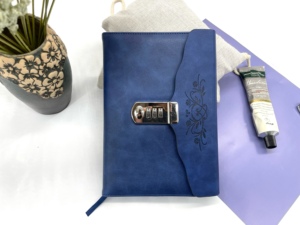 Taccuino diario personalizzato in pelle Color PU con blocco codice - Product Image 2