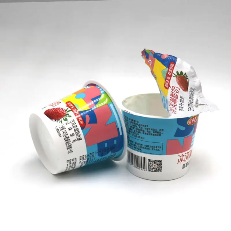 140g di yogurt gelato contenitore di imballaggio OEM per bevande da dessert di gelatina di latte tazza di plastica con coperchio di alluminio/cucchiaio/coperchio di plastica